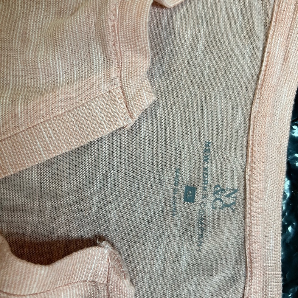 Used - Picture 2 of 4